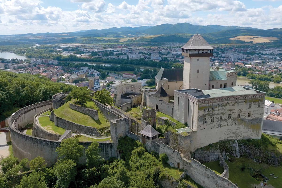 Slovensko - Lázně Trenčianské Teplice s výlety