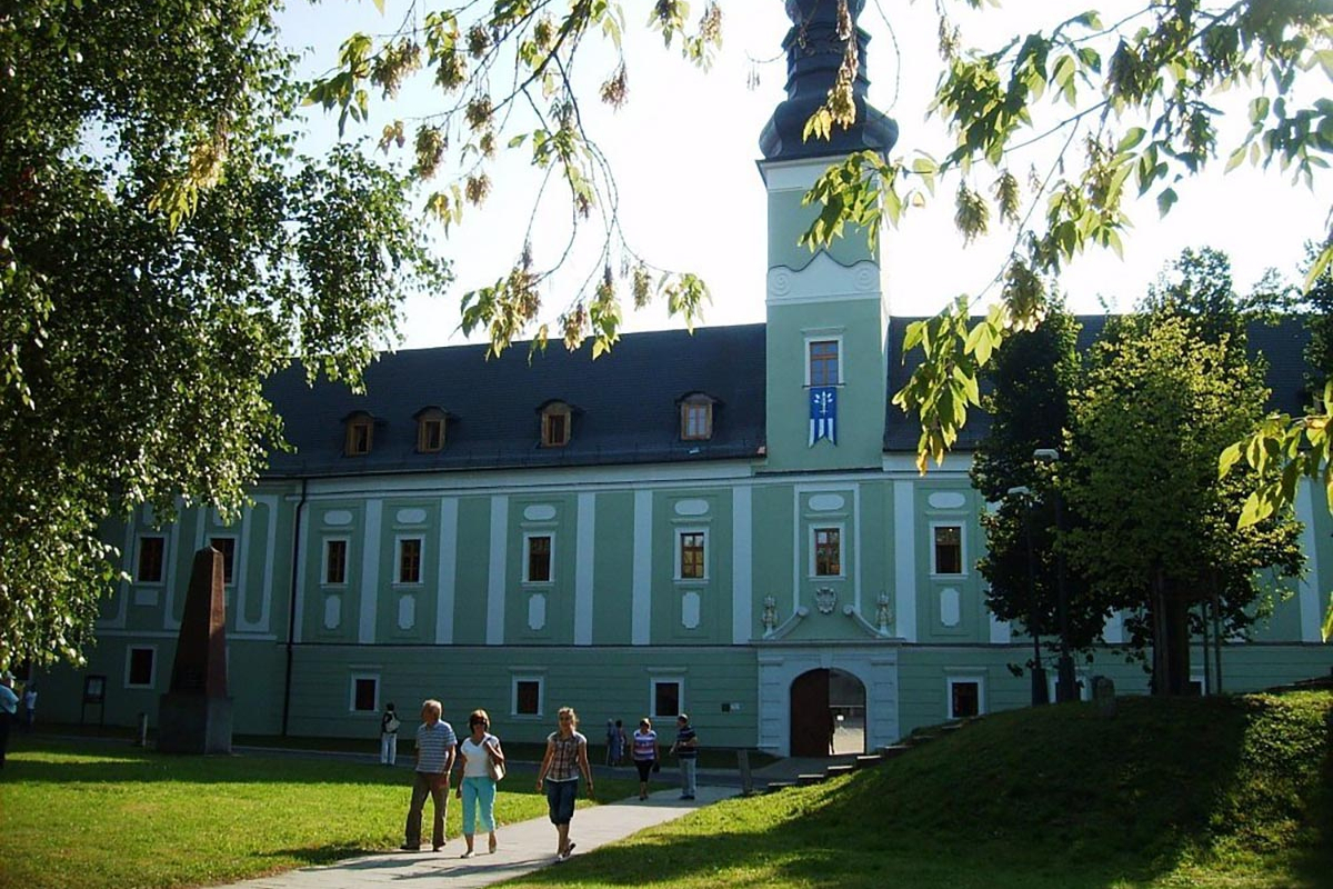 Slovensko - Lázně Trenčianské Teplice s výlety